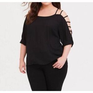 Torrid Black chiffon ladder sleeve cold shoulder top size 00 / L